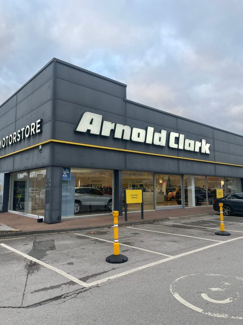 Dealership frontage refurbishment